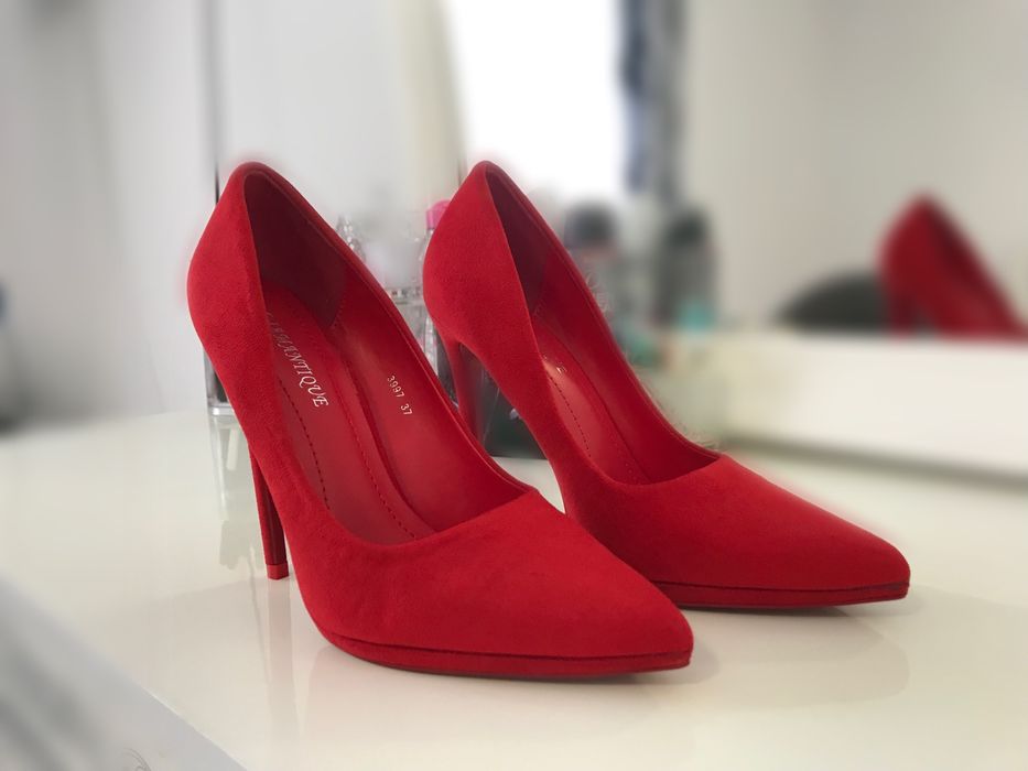 Pantofi Stiletto