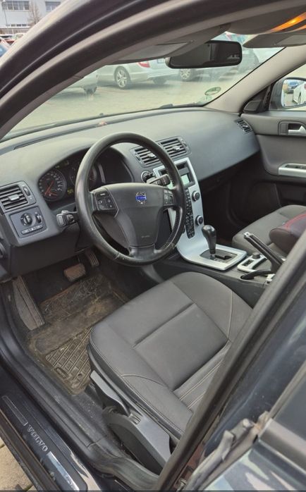 Vand Volvo V50 2.0 diesel an 2010 facelift