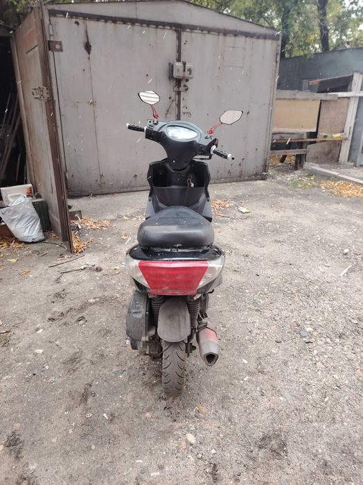 Продам скутер М8 срочно