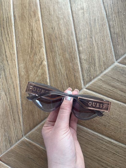 Слънчеви очила Guess