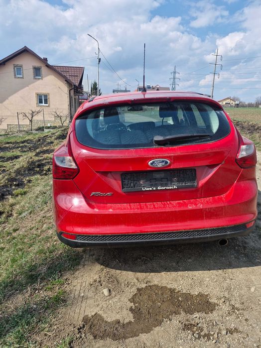 FORD Focus 2011 — imagine 10