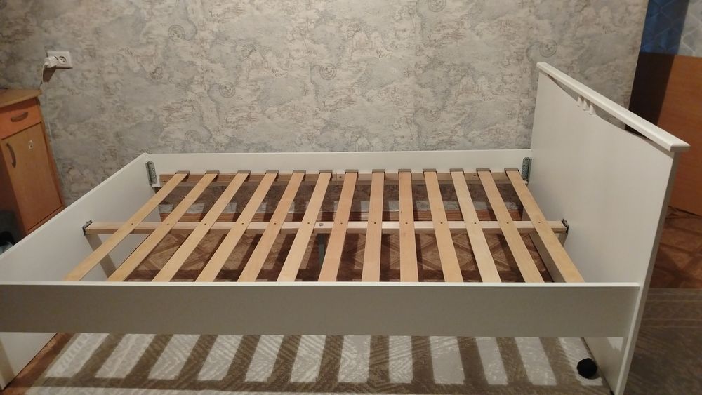 Продам Кровать..