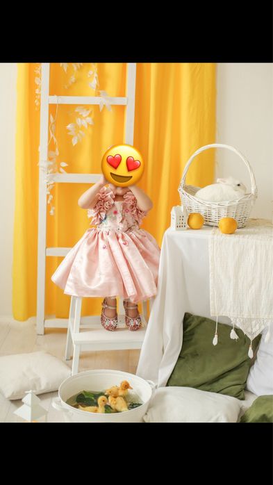 Нарядное платье для девочки