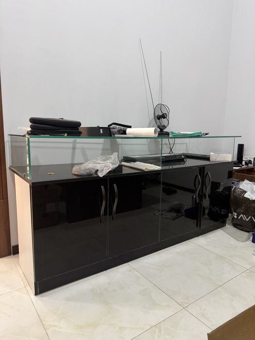 Ofis Mebel sotiladi