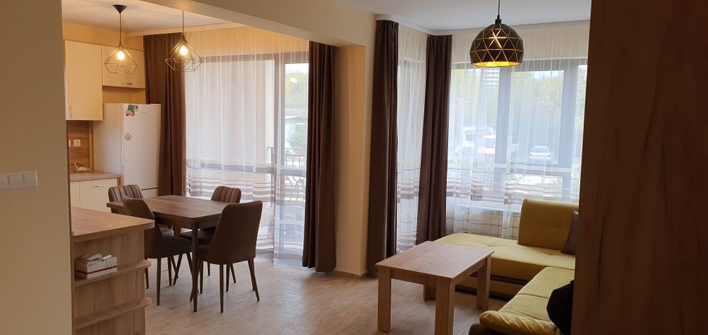 Дава се под наем Тристаен апартамент в Плевен, Дружба 1 - 110 кв.м за 612 € - Снимка #3