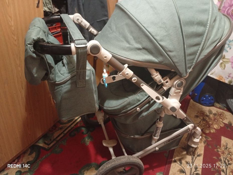 Продам коляску детскую