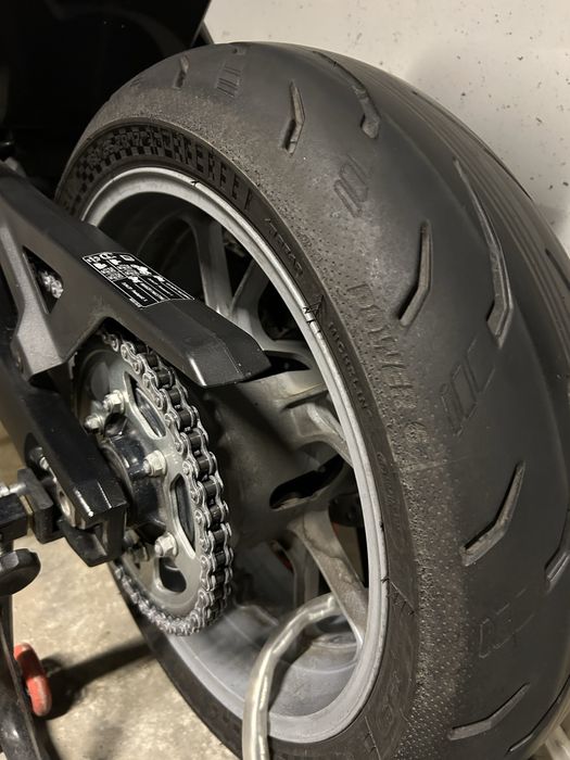 Suzuki GSX8R - Puig Z-Racing, Michelin Power 6