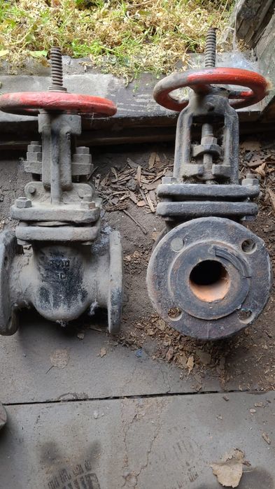 Задвижка б/у, чугун