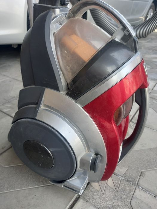 Пылесос LG контейнер