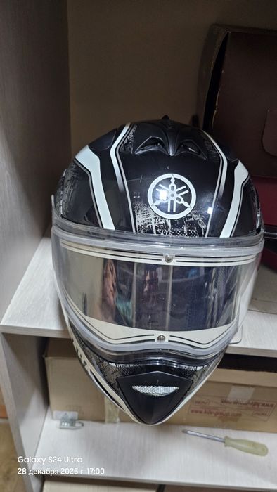 Шлем для снегохода Yamaha