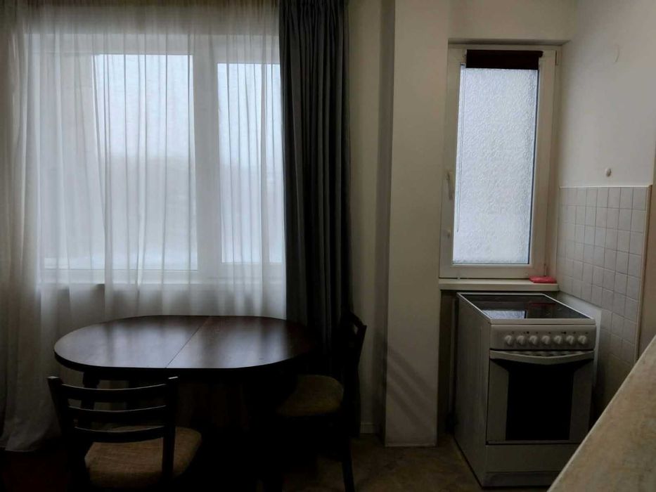 Дава се под наем Едностаен апартамент в София, Гоце Делчев - 30 кв.м за 398.82 € - Снимка #1