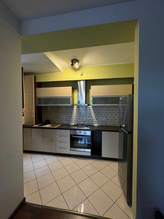 PROPRIETAR inchriez ap. decomandat 2 camere in Bloc Nou Zona Odobescu