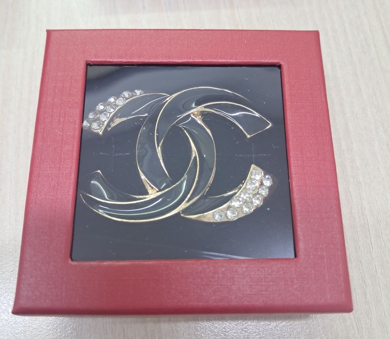 Martisor damă  elegant