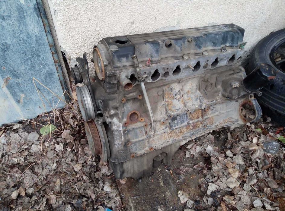 Двигател от Мерцедес 124 260Е