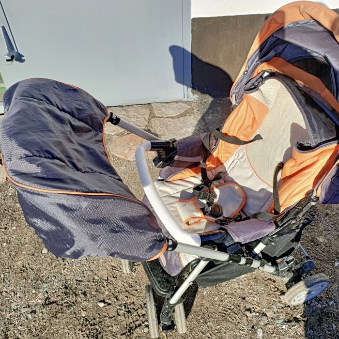 Коляска детская прогулочная