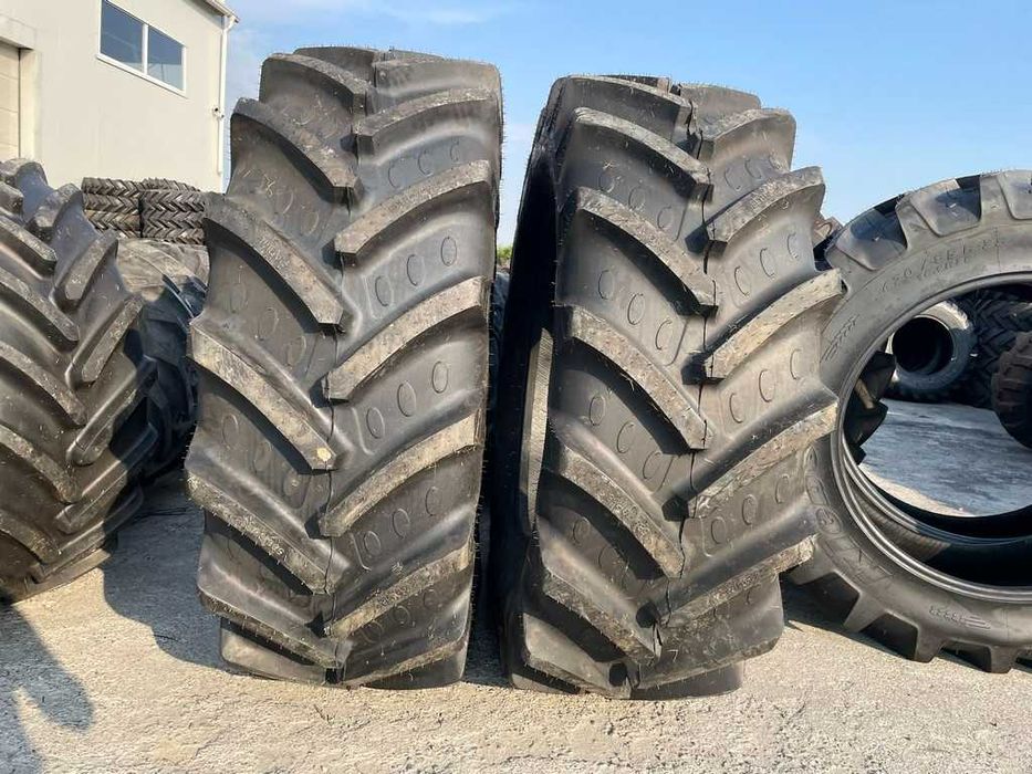 Anvelope Radiale pe insertie de metal 580/70R38 BKT