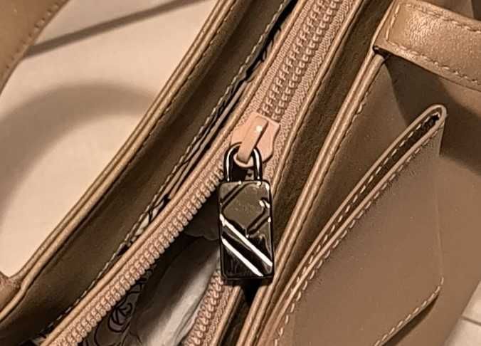 FURLA - Нова малка чантичка