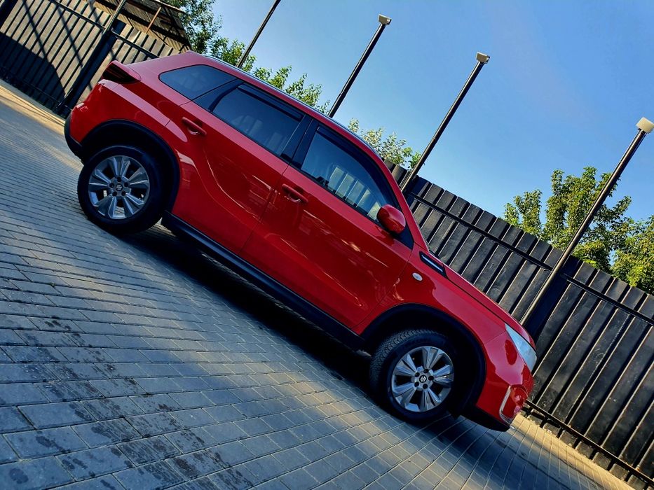 Suzuki Vitara 2019  accept verificare reprezentanta