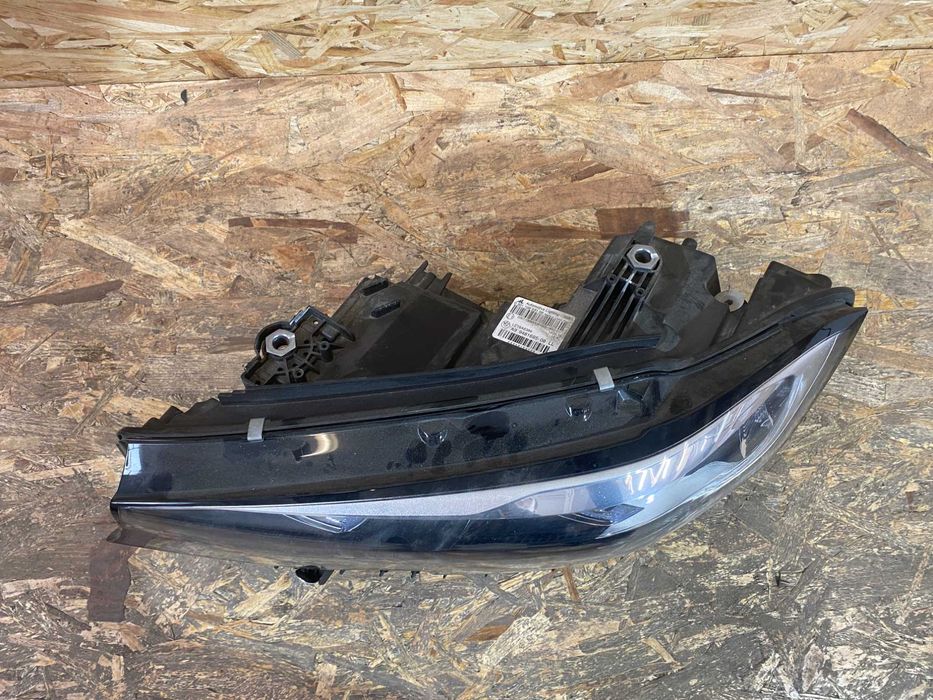 Far Stanga full Led BMW Seria 3 G20 G21