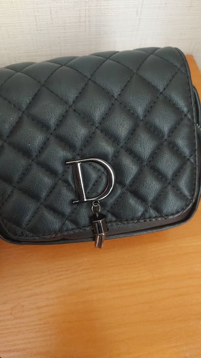 Женские сумка разные