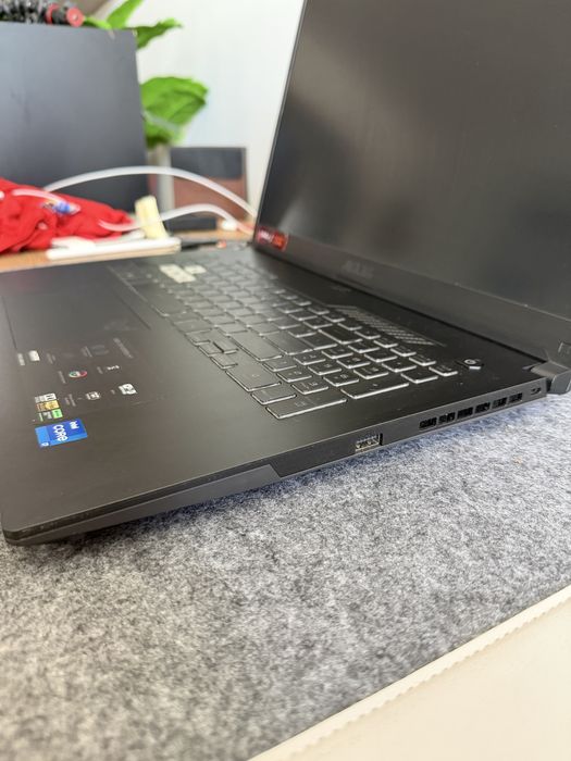 ASUS TUF Gaming F17