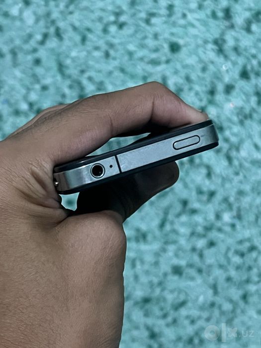 iPhone 4 хорошее состояние