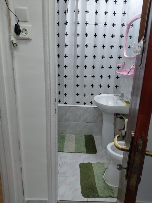 Inchirez apartament cu 2 camere