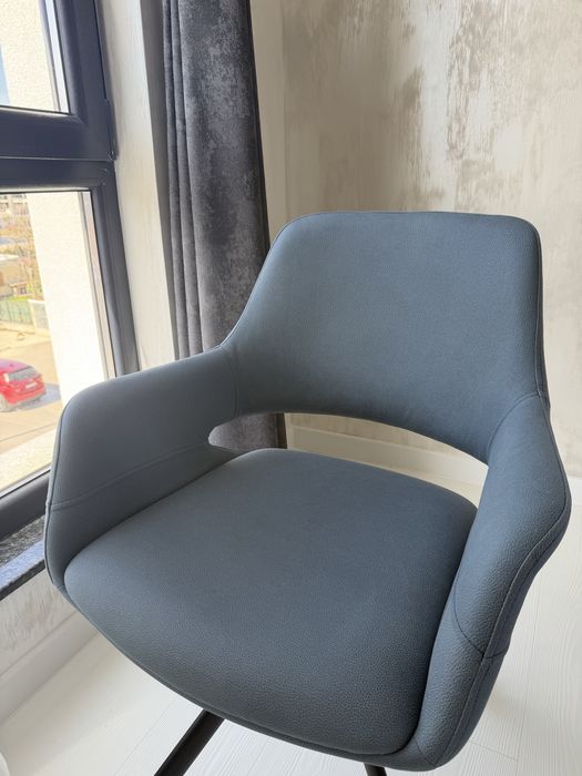 Трапезен стол Devon