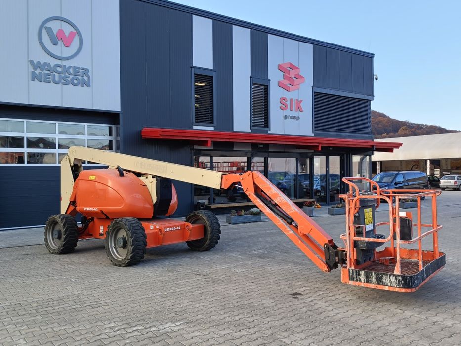 Nacelă diesel cu braț articulat JLG 600AJ