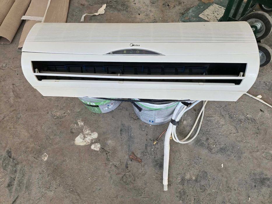 Климатик MIDEA 12