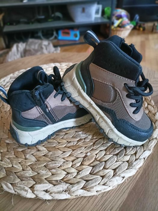 Geox бебешки обувки