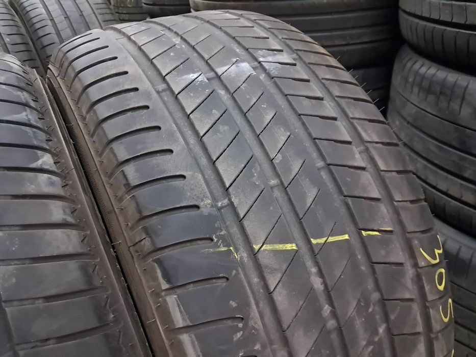 Anvelope second vara 305 40 R20 Bridgestone * RFT 6mm 2022