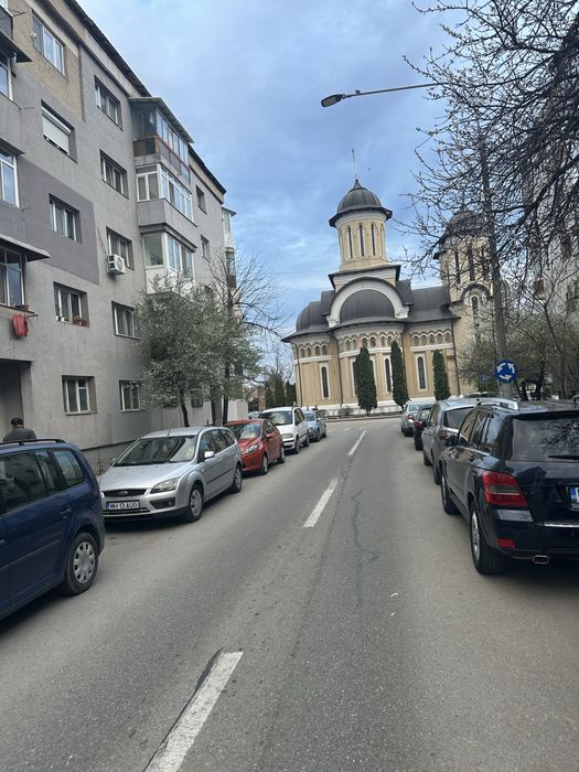 Apartament doua camere 55 mp decomandat etaj 3