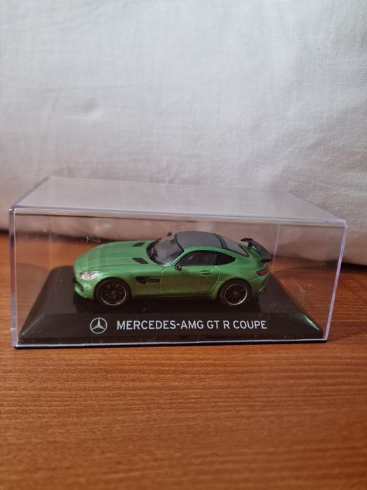 Mercedes AMG GT R COUPE 1:43