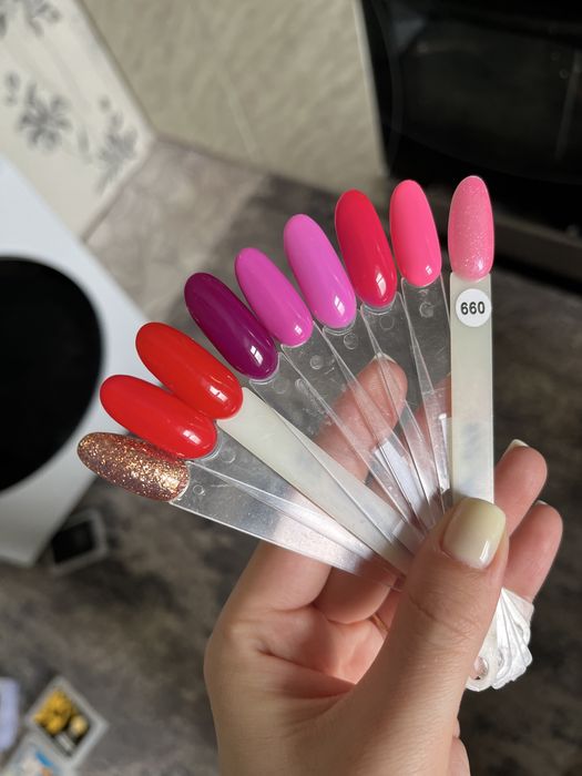 Гель-лак для ногтей