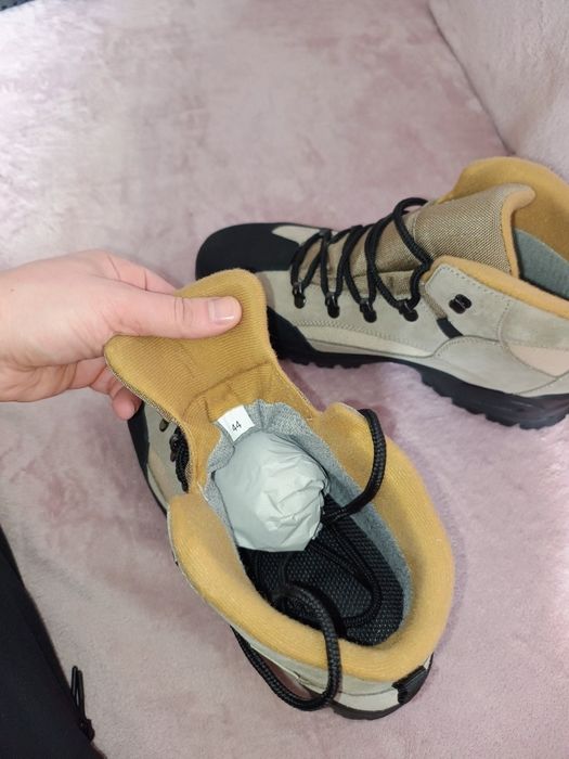 Зимни обувки , боти , кубинки