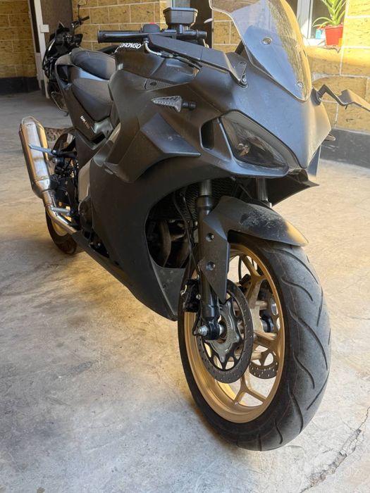 Dukaso 400 sport injektor Bike