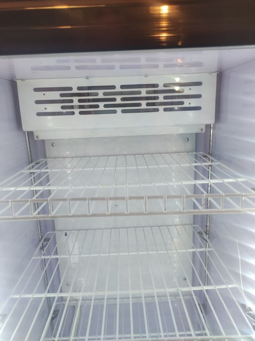 продам холодильник для напитков