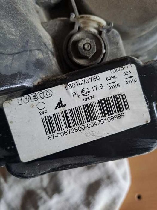 Far stanga Iveco Daily 6 an 2014-2019 original
