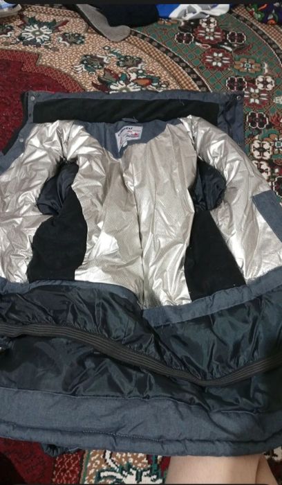 Куртка мужская продаю