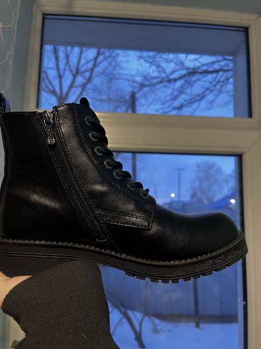 Ботинки черные женские