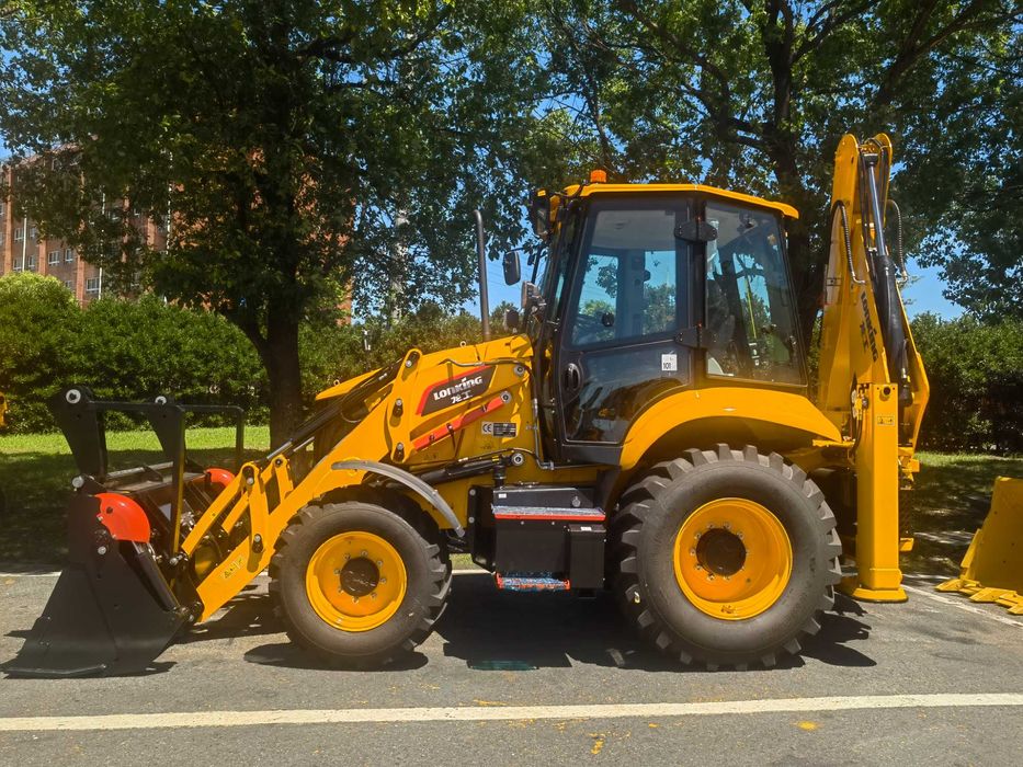 Buldoexcavator JCB / CAT Nou Lonking 83C 3 ANI GARANTIE Motor Perkins