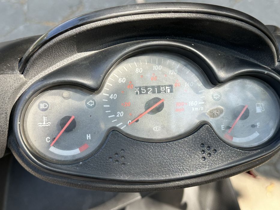 Продавам скутер Honda Majesty 125 4T