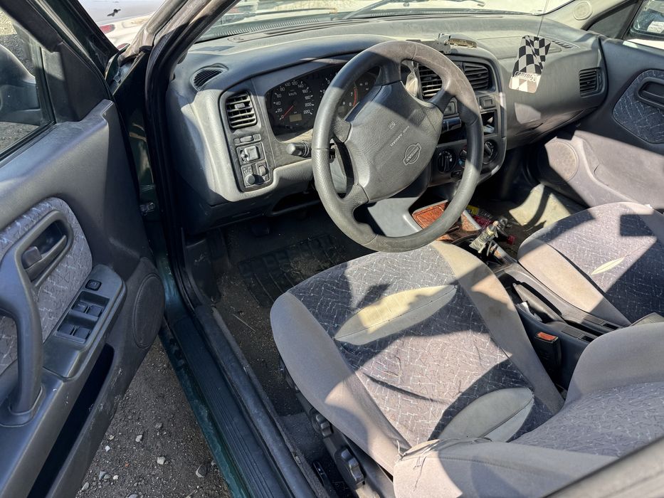 Nissan Primera 2.0i 16v 1997г На Части
