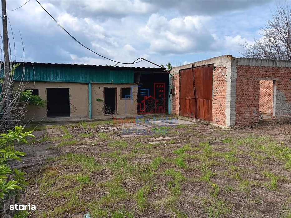 Badeni com Scobinti  Iasi Teren 4239mp  parcelabil si constructii 245m