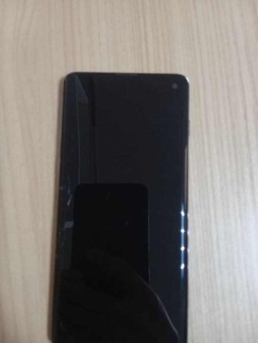 Продам samsung s10