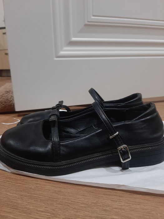 Туфли для девочки 37.5