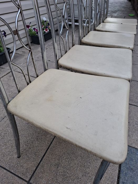 Продам стулья со спинкой