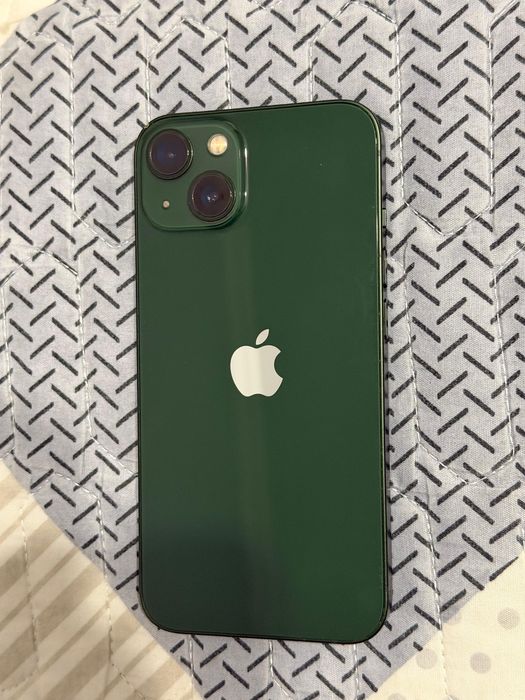 Продам iphone 13 в отличном состоянии