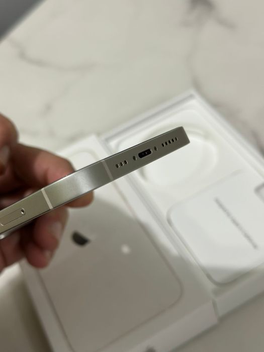 Продам iPhone 13 128 гб